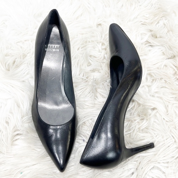 Stuart Weitzman | Shoes | Stuart Weitzman Linsi Black Leather Pumps Size 9 | Poshmark